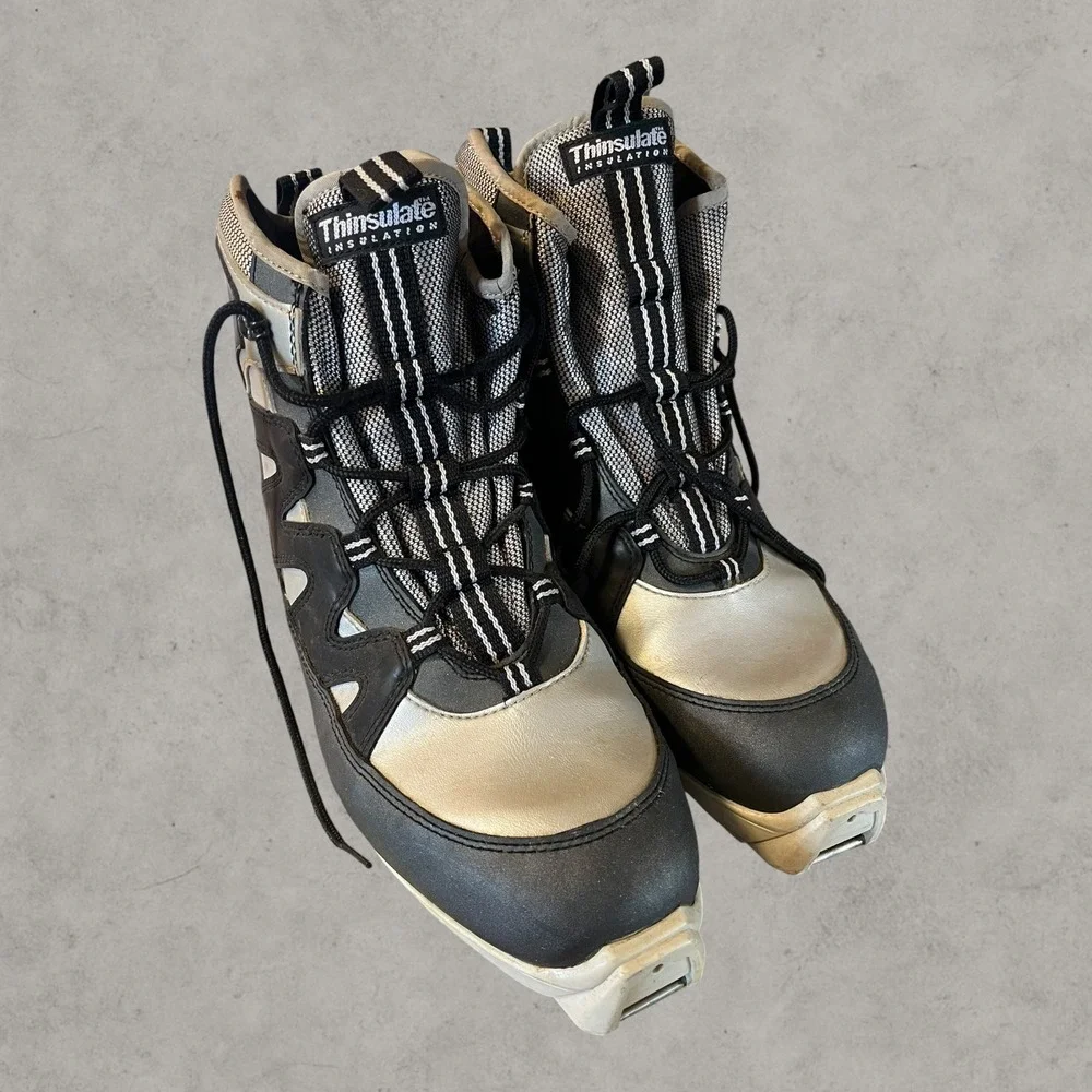 Fischer Nordic Cruising RF Cross Country Ski Boots Thinsulate SNS Profil EU 43